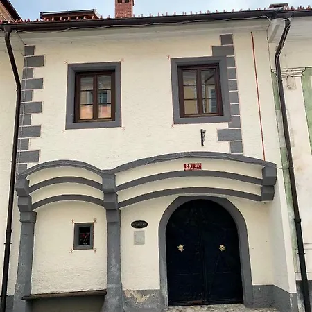 Apartman Studio Lotrist *